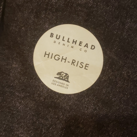 Bullhead Denim Jeans - Picture 8 of 10